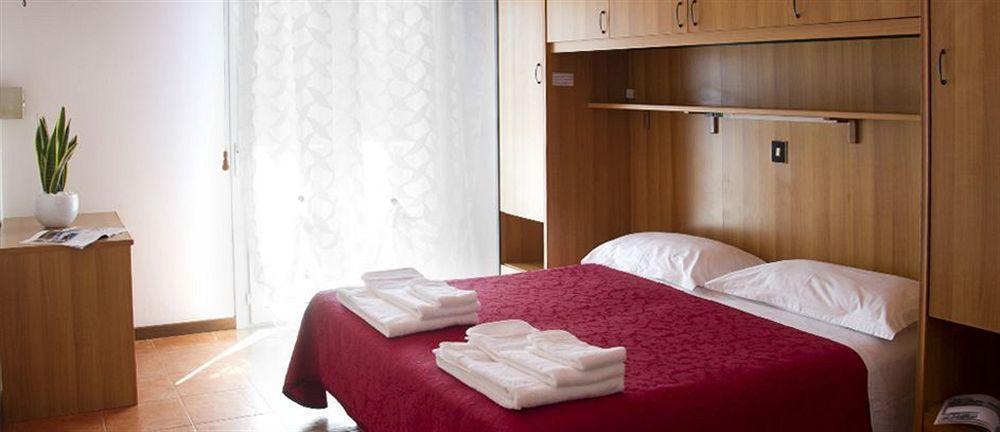 Hotel Felix Pindemonte Lido di Jesolo Buitenkant foto